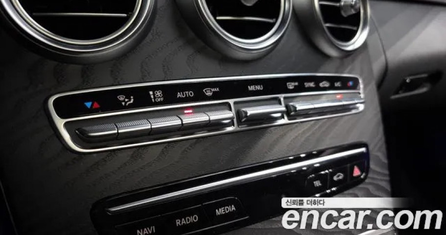 Mercedes-Benz C-Class 
