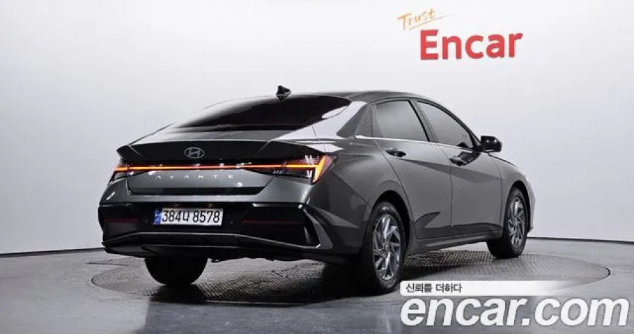 Hyundai Avante 