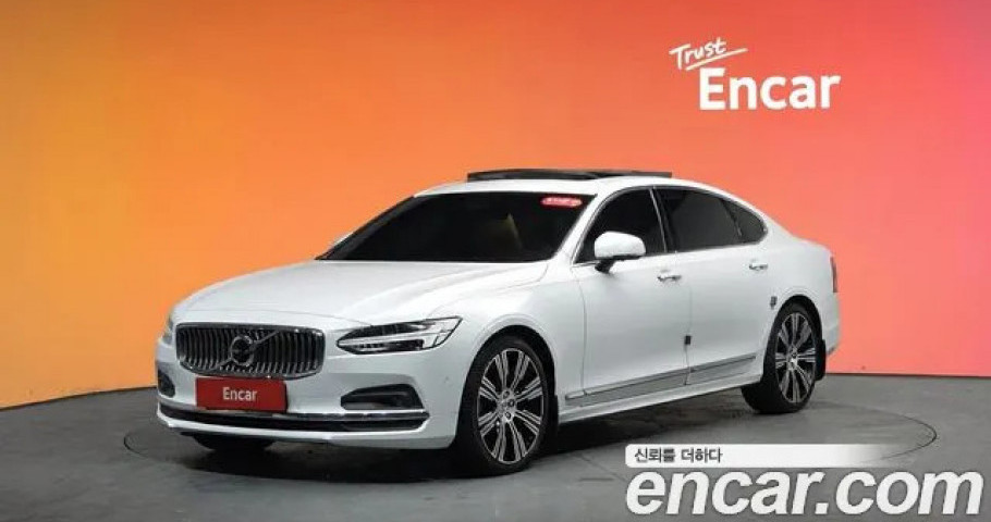 Volvo S90 