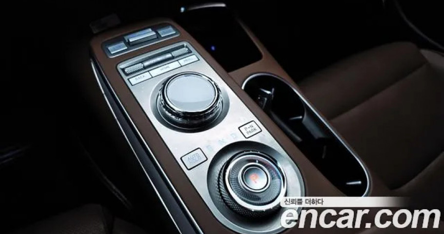 Genesis Gv70 