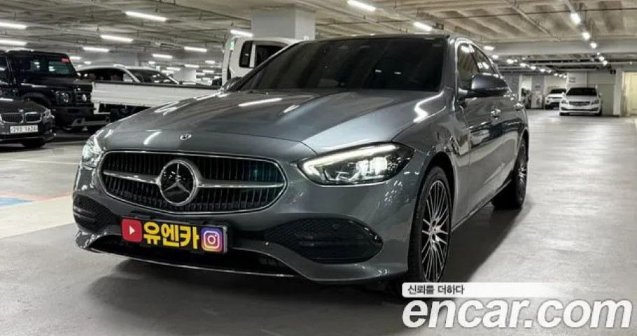 Mercedes-Benz C-Class 