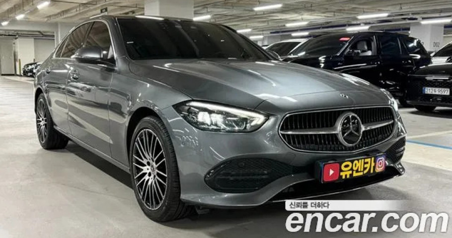 Mercedes-Benz C-Class 