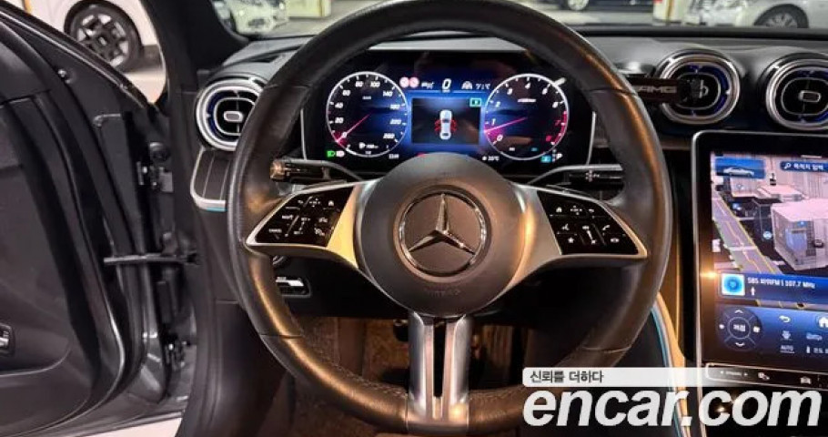 Mercedes-Benz C-Class 