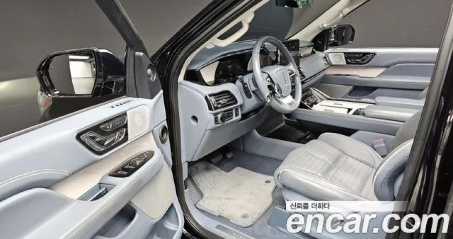 Lincoln Navigator 