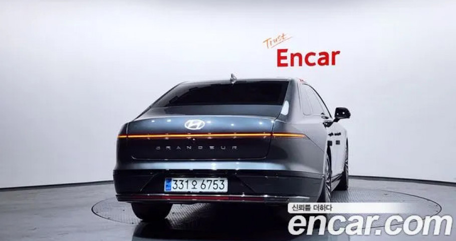 Hyundai Grandeur 