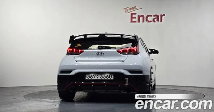 Hyundai Veloster 