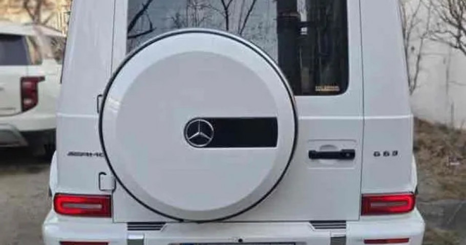 Mercedes-Benz G-Class 