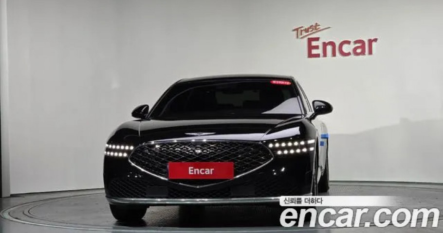 Genesis G90 