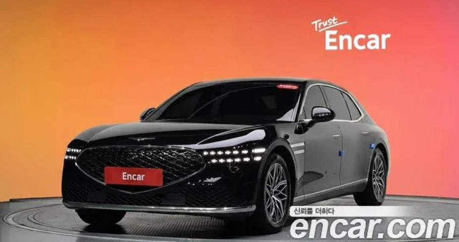 Genesis G90 