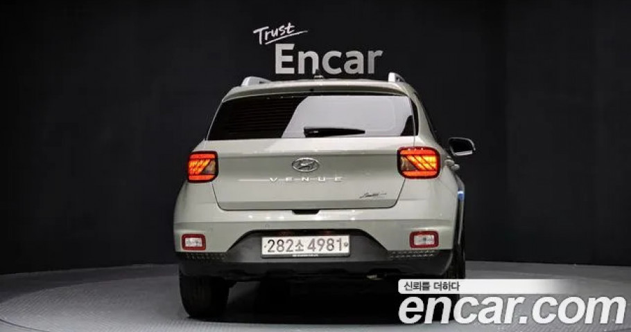 Hyundai Venue 