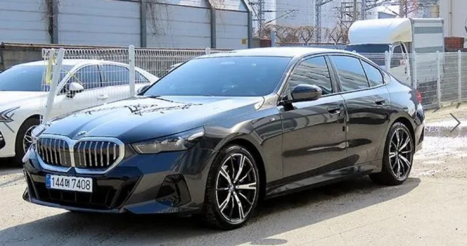 Bmw 5-Series 