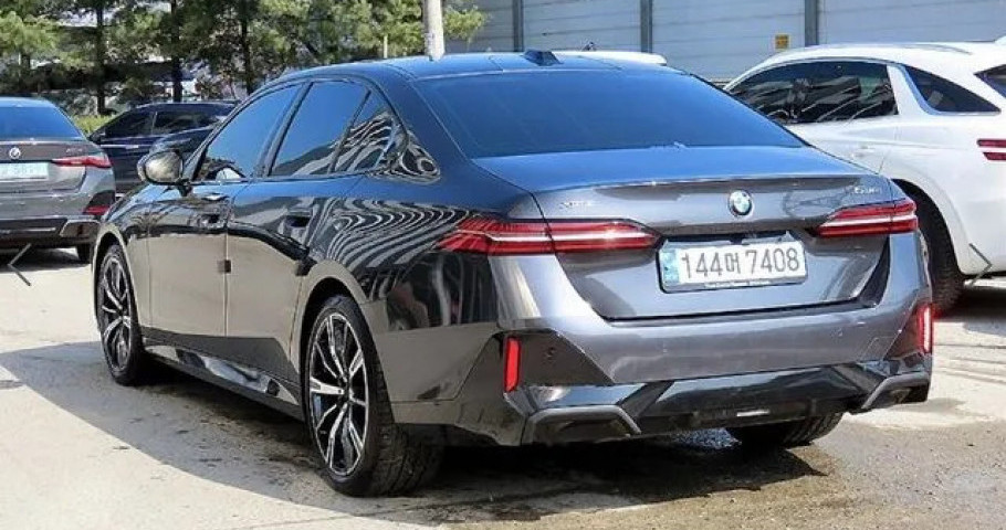 Bmw 5-Series 