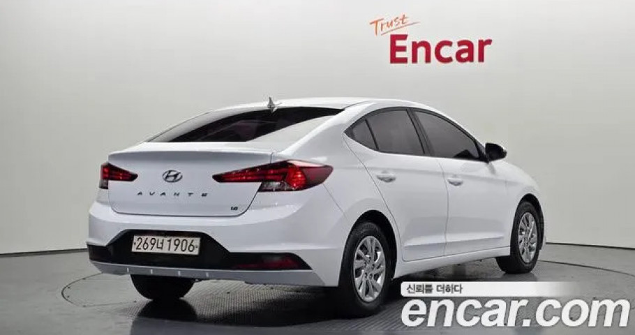 Hyundai Avante (Elantra) 