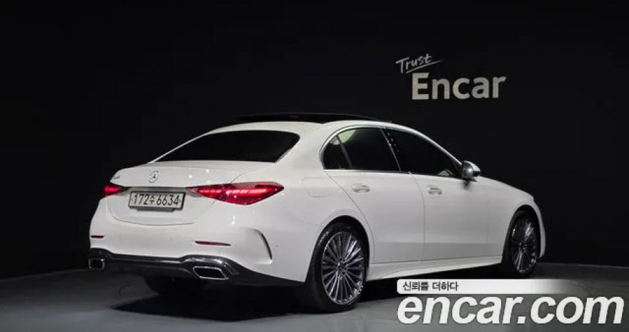 Mercedes-Benz C-Class 