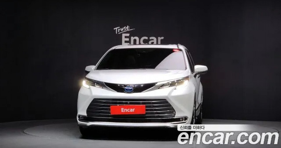 Toyota Sienna 