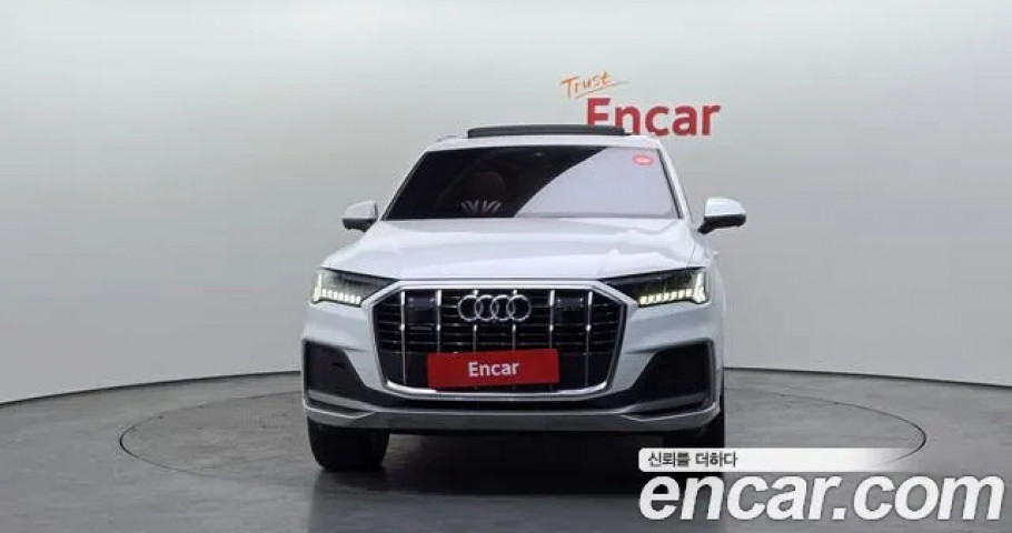Audi Q7 