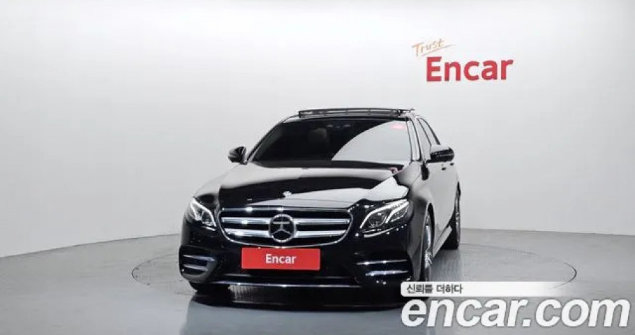 Mercedes-Benz E-Class 