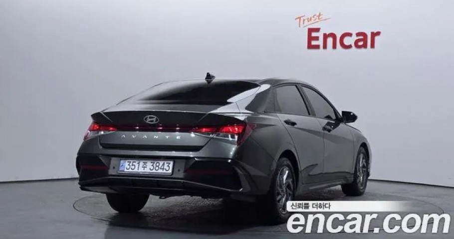 Hyundai Avante 