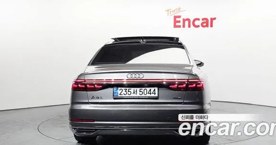 Audi A8 