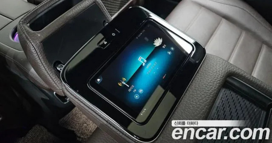 Mercedes-Benz Gls-Class 