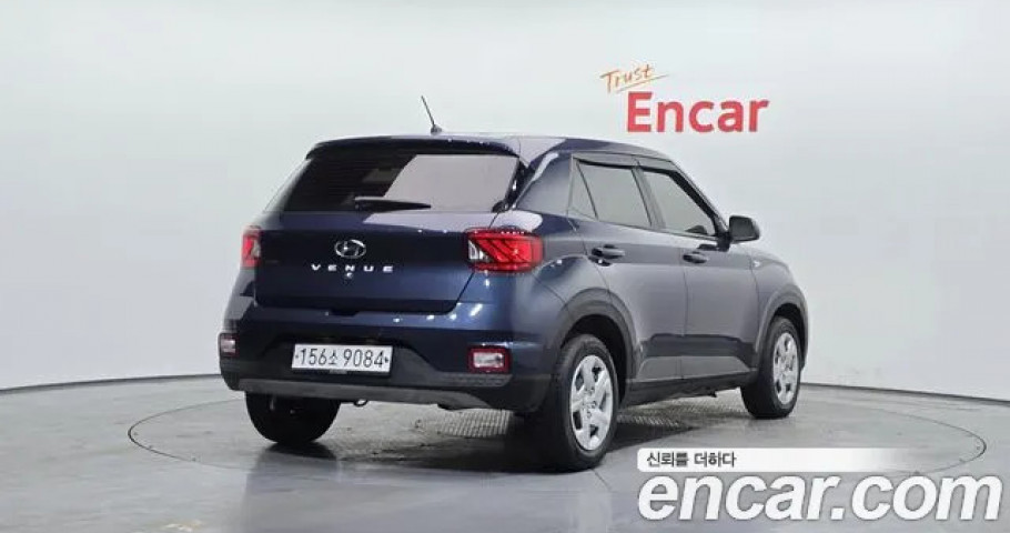 Hyundai Venue 