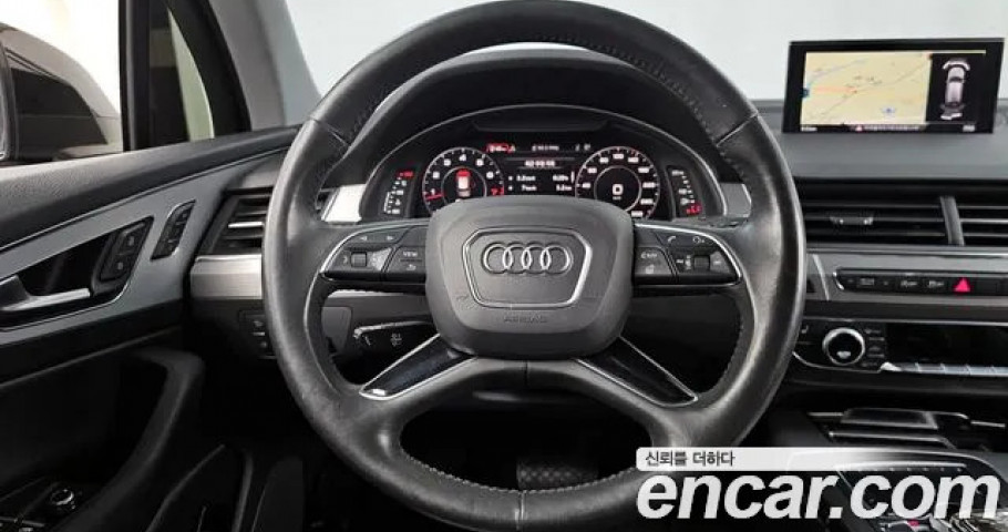 Audi Q7 