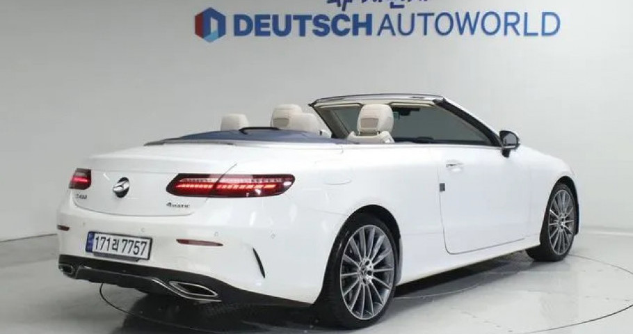 Mercedes-Benz E-Class 