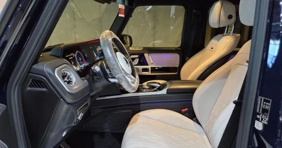 Mercedes-Benz G-Class 