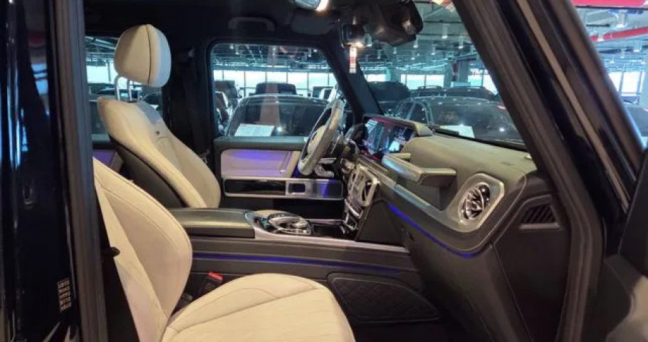 Mercedes-Benz G-Class 