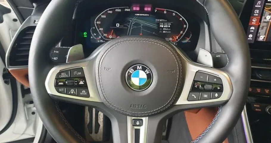 Bmw 8-Series 