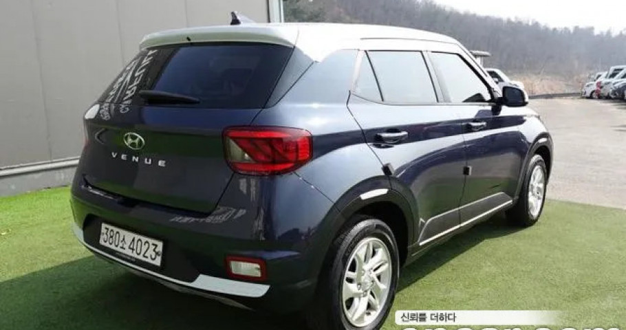 Hyundai Venue 