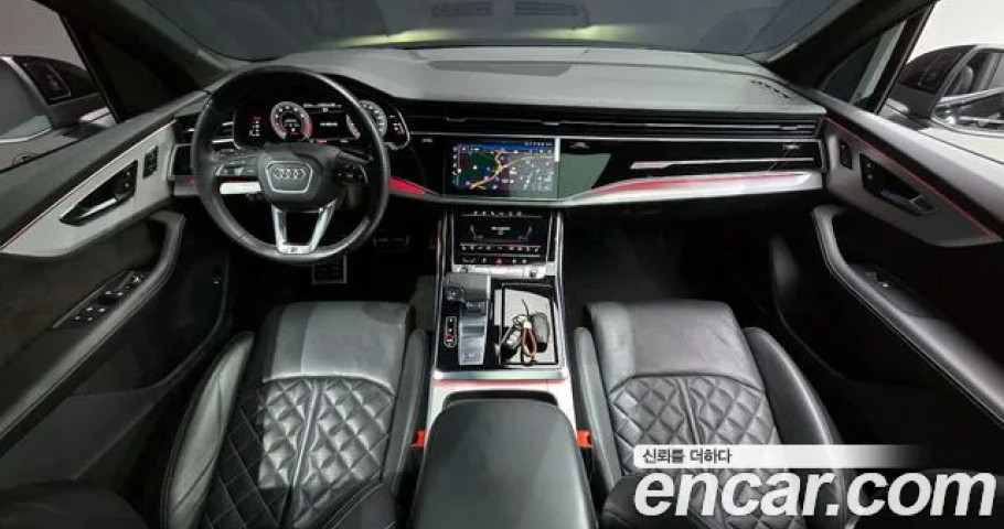 Audi Q7 