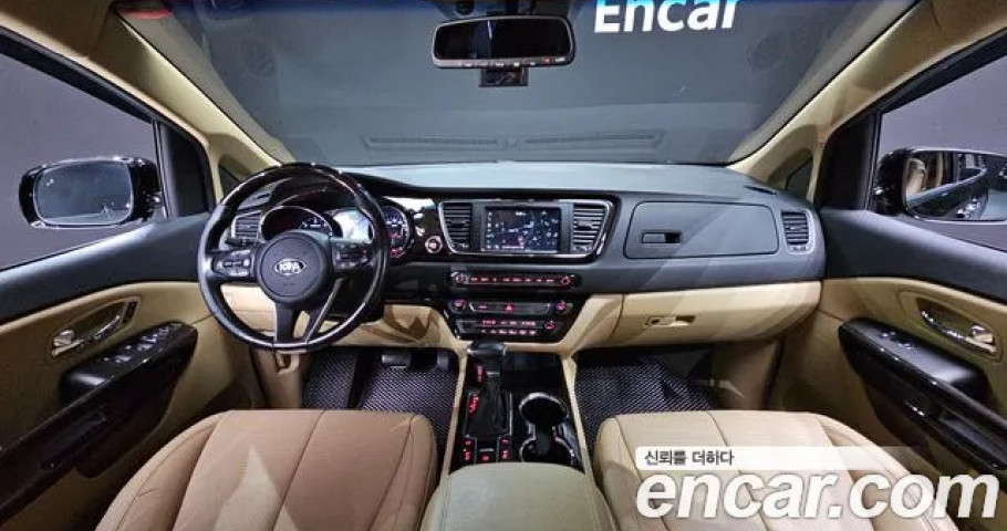 Kia Carnival 