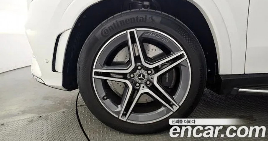 Mercedes-Benz Gls-Class 