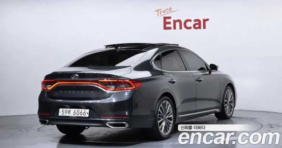 Hyundai Grandeur 
