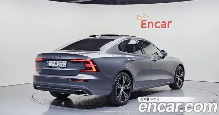 Volvo S60 
