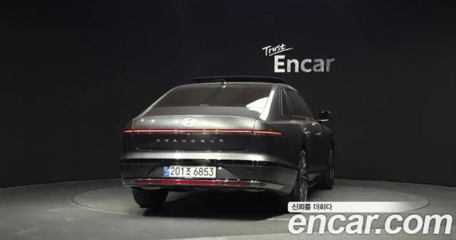 Hyundai Grandeur 