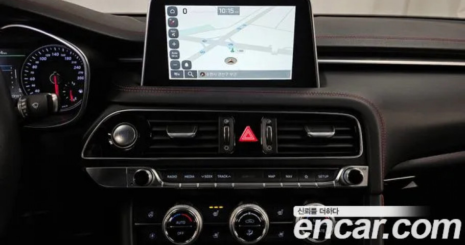 Genesis G70 