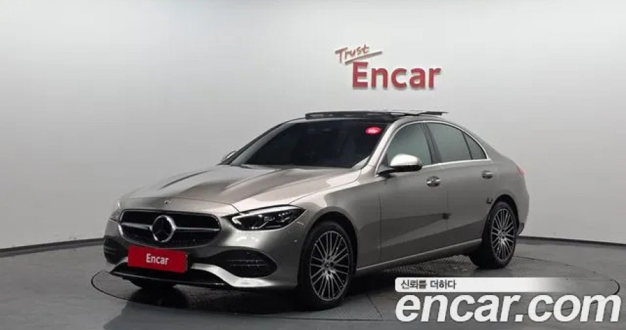 Mercedes-Benz C-Class 