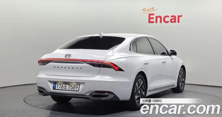 Hyundai Grandeur 