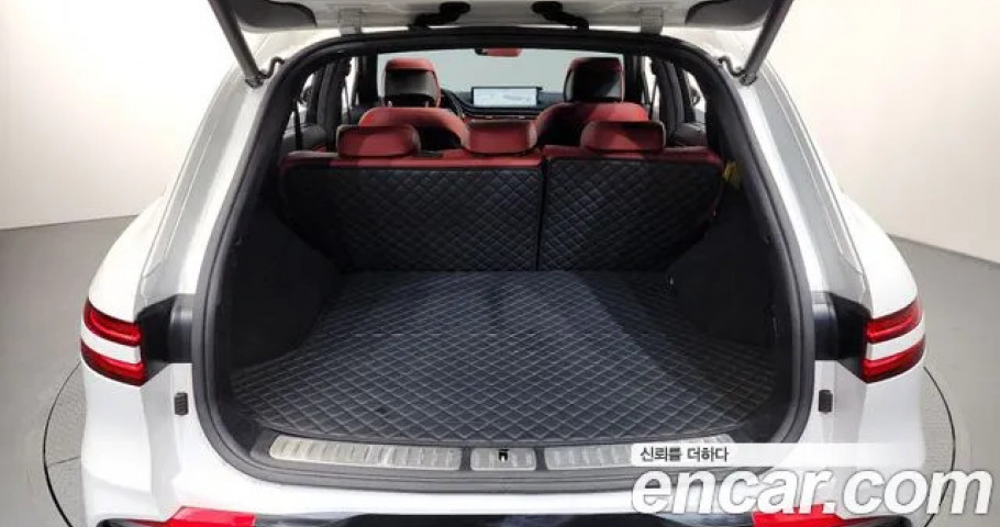 Genesis Gv70 