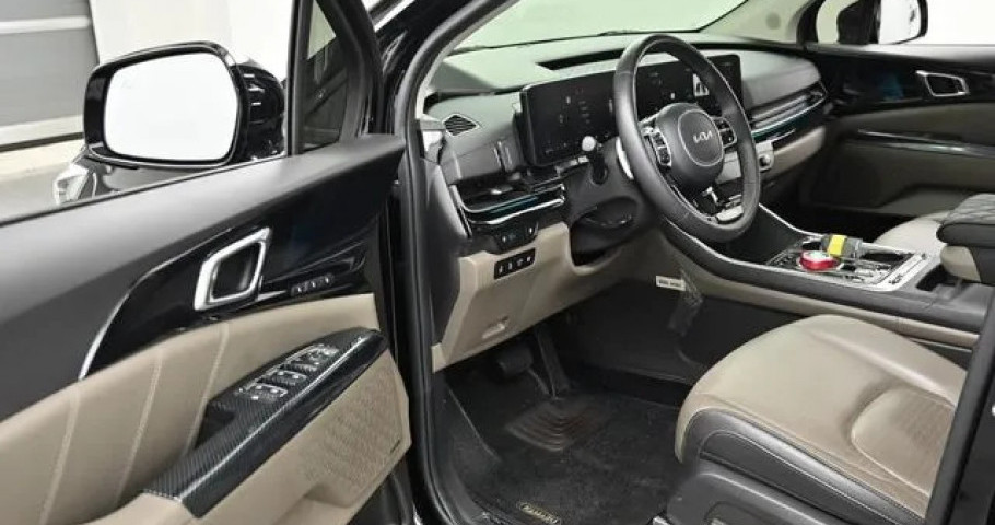 Kia Carnival 