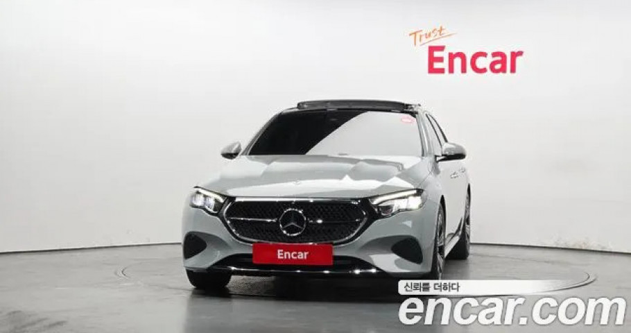 Mercedes-Benz E-Class 