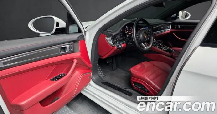 Porsche Panamera 