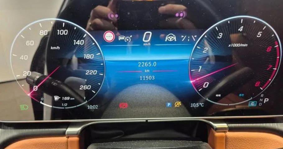 Mercedes-Benz S-Class 