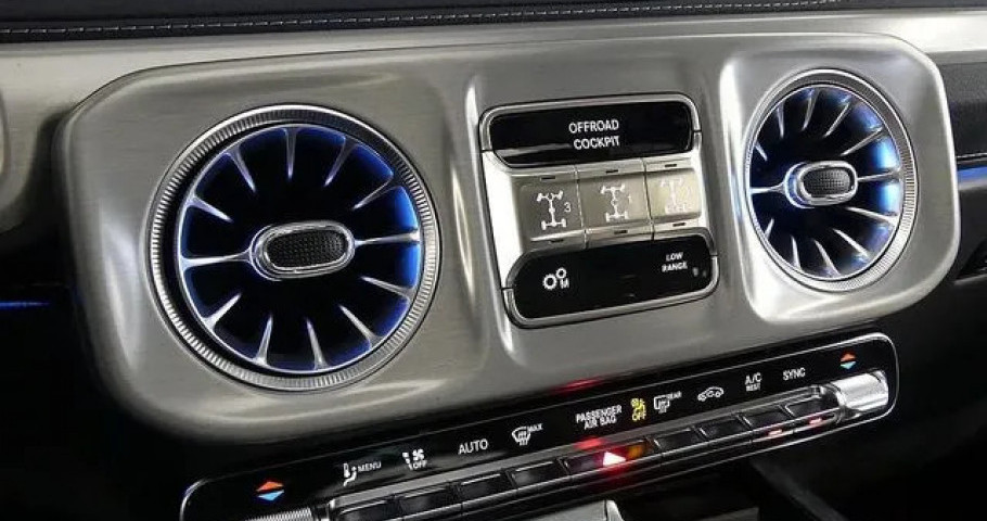 Mercedes-Benz G-Class 