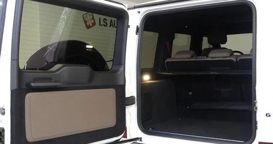 Mercedes-Benz G-Class 