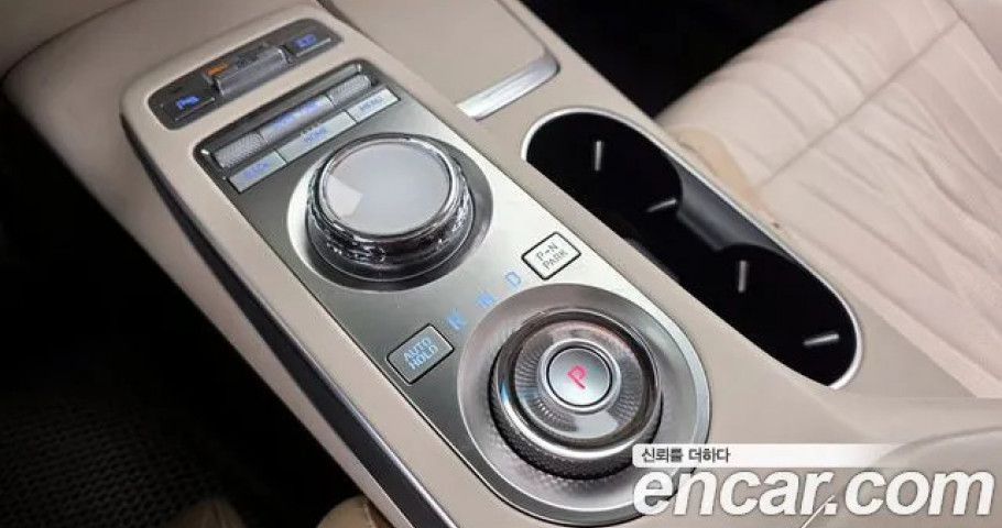 Genesis Gv70 
