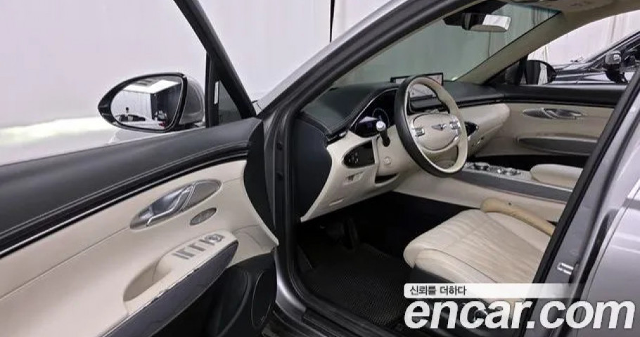 Genesis Gv70 