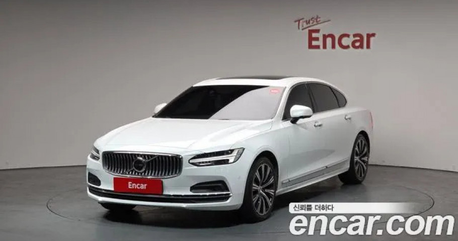 Volvo S90 